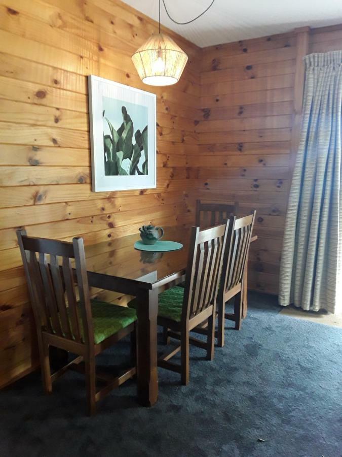 Paparoa Beach Hideaway With Hot Tub Barrytown Exterior photo